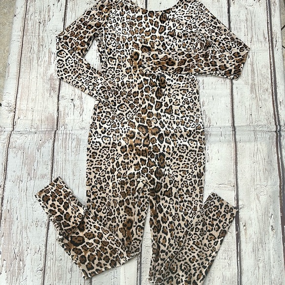 Women’s Stretch Animal Print Velvet Long Sleeves Jumpsuit - Picture 2 of 10